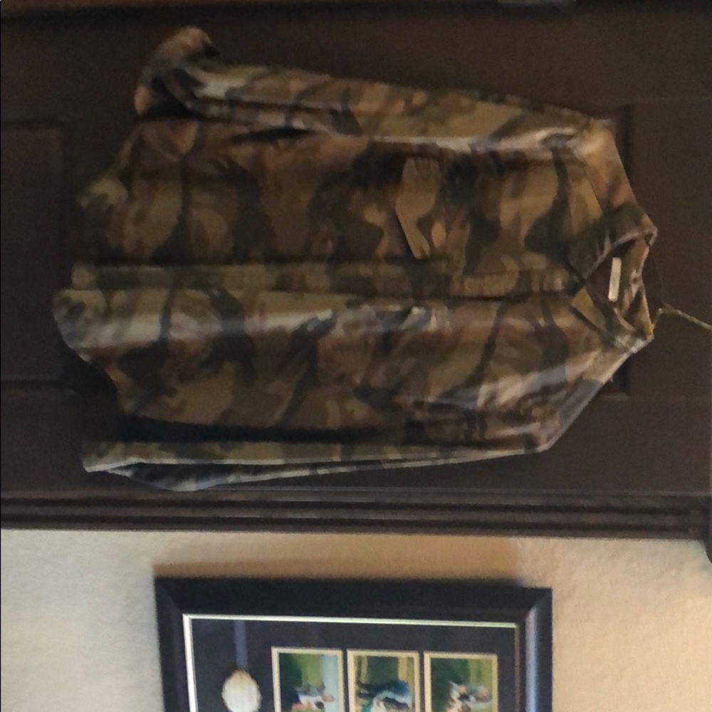 Camo button up top.